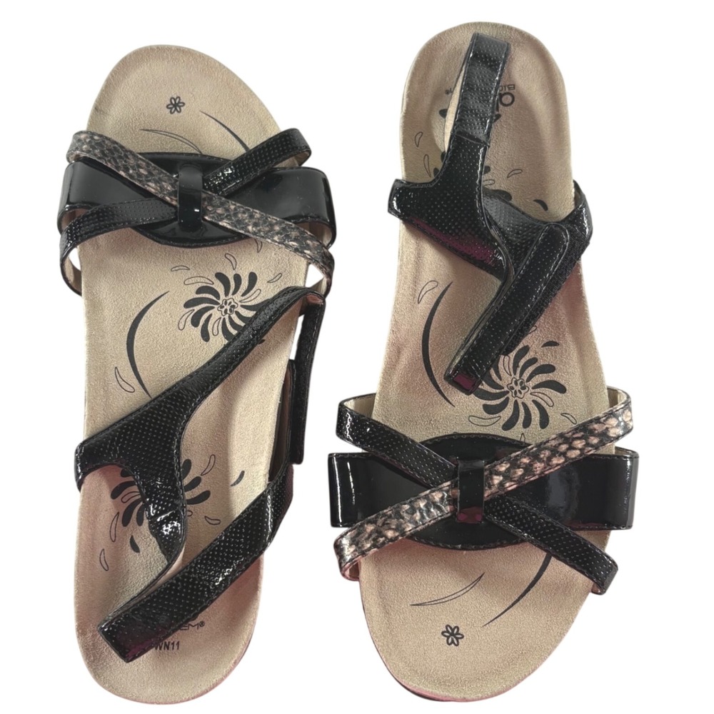 Abeo Chloe B.I.O. System Black Patent Snake Print Wedge Sandals Womens 11 N 8395